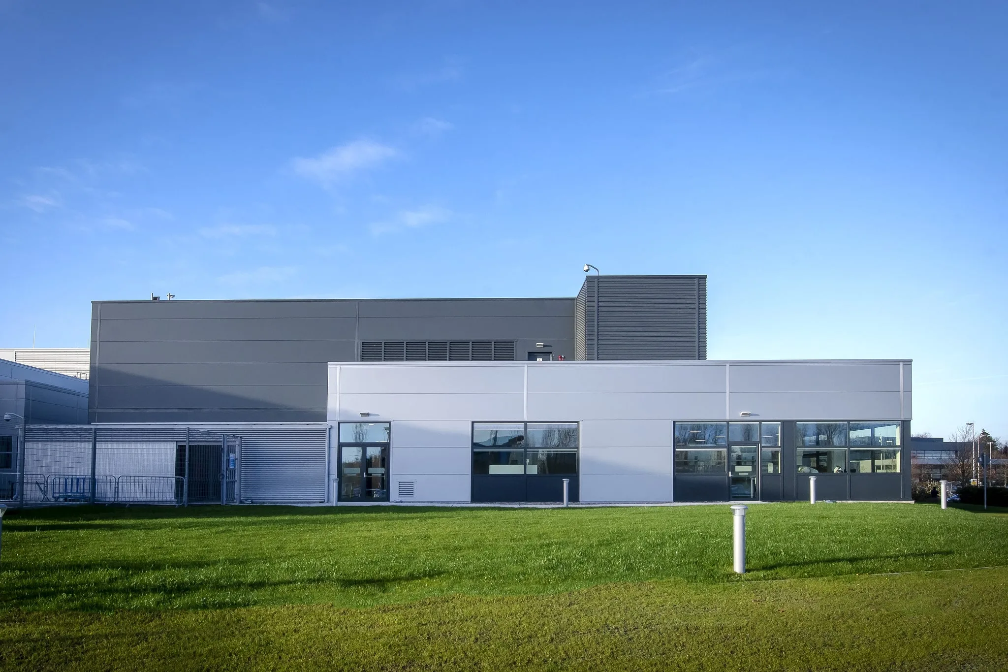 ModuleCo Modular Sustainable Healthcare Facility Laboratory LEED Image