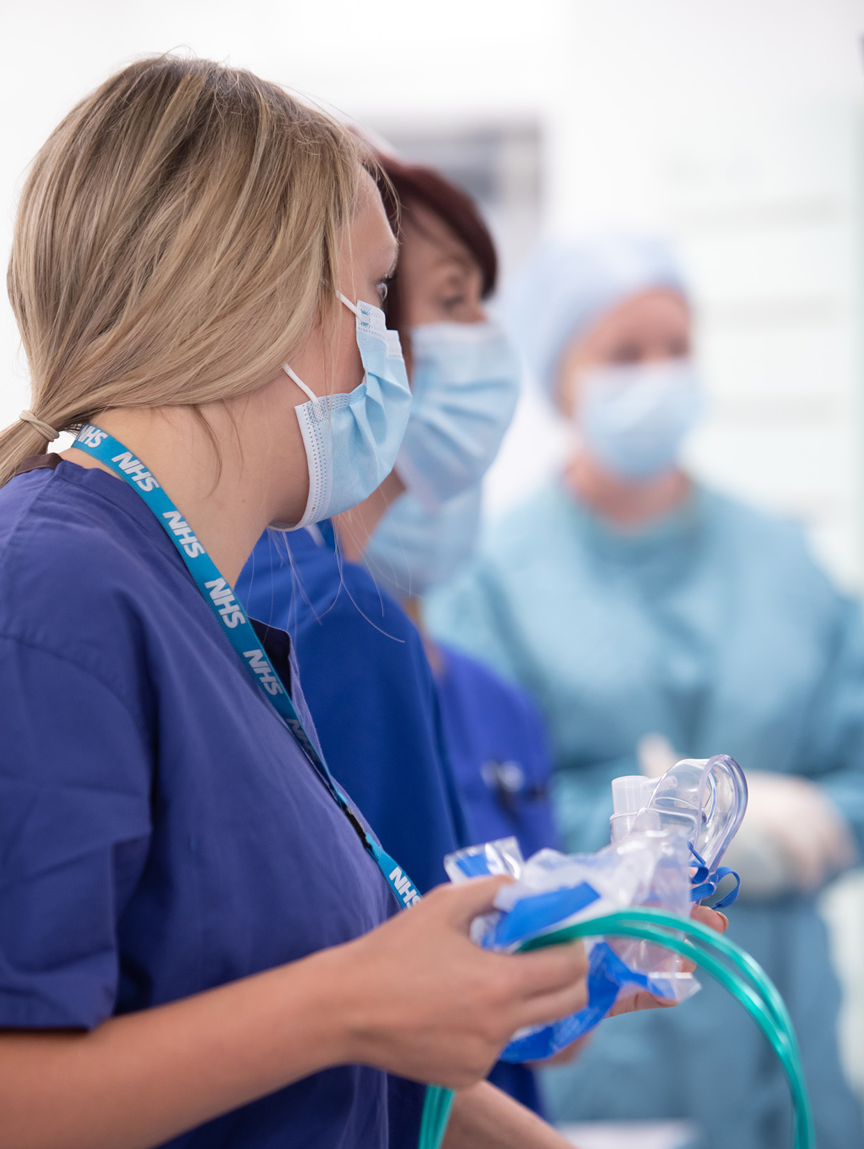 Twin Operating Theatre Installed at Leicester General Hospital