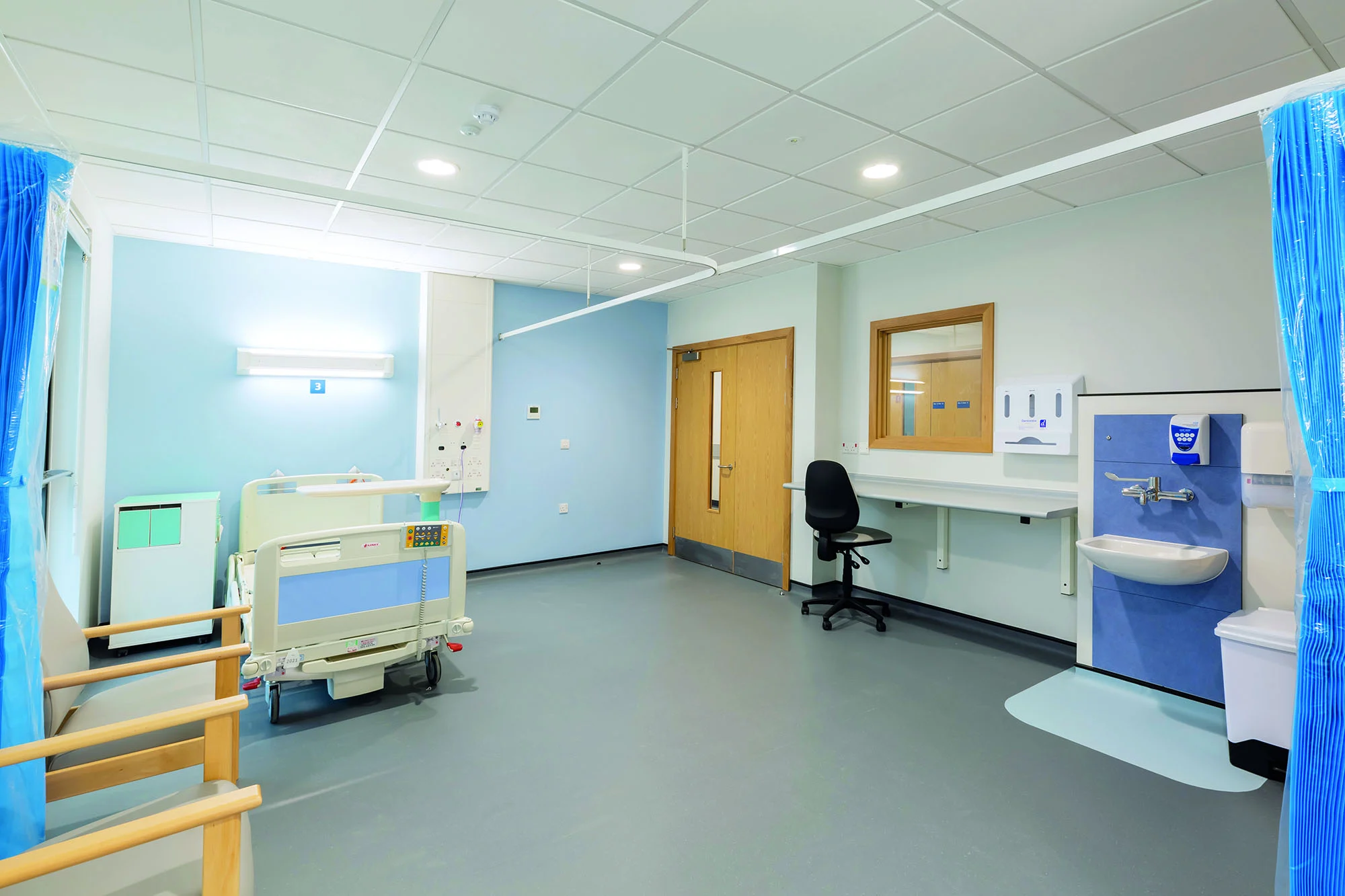 ModuleCo Modular Children's Ward Observation Unit Hospital Facility Doncaster Royal Infirmary Image