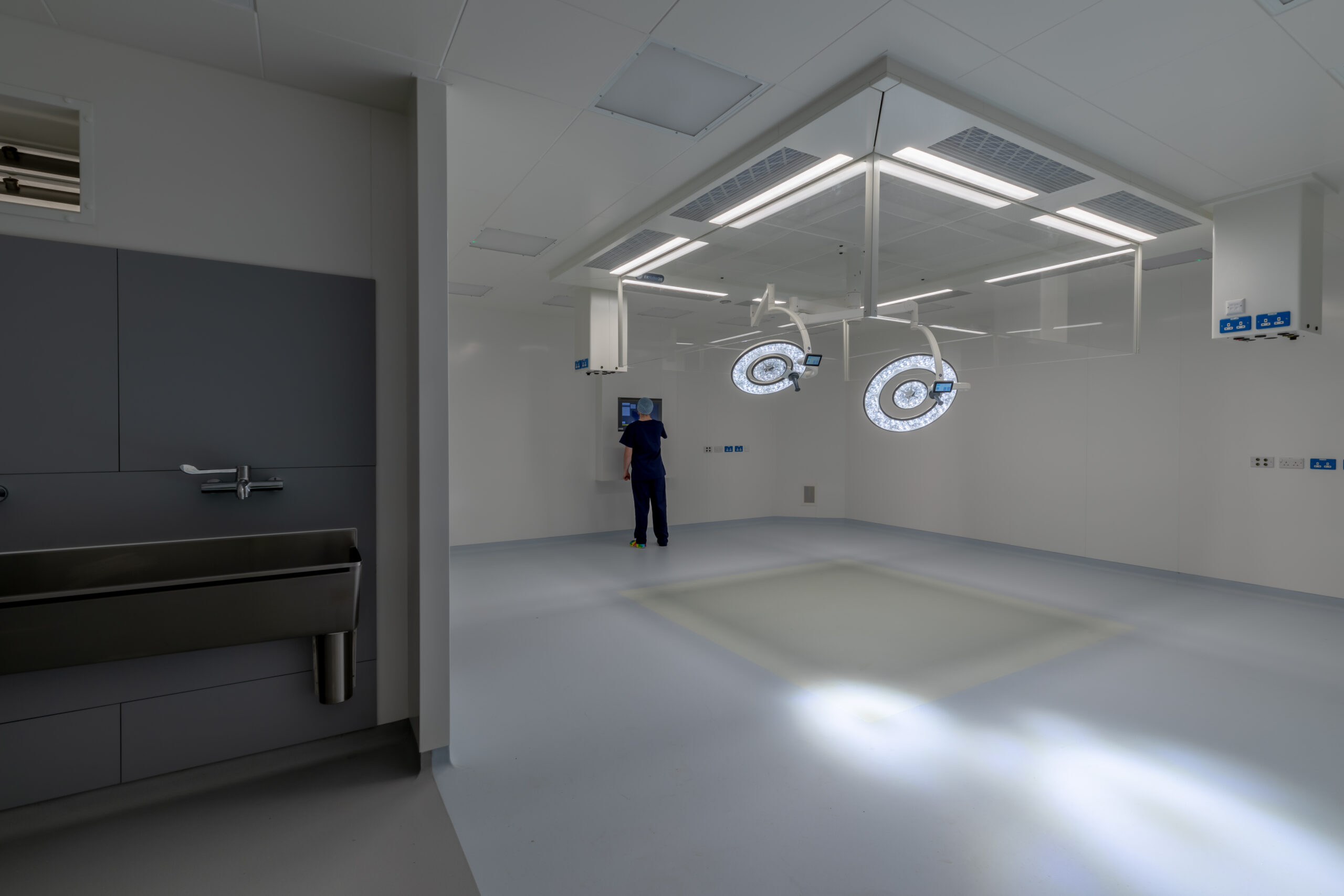 Sulis Hospital Operating Theatre Suite and Recovery Ward Internal Photograph with Surgeon Dark